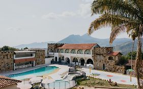 Hotel El Castillo Chinauta